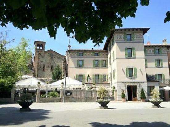 Cora Hotels Leon D'Oro Castell'Arquato Ngoại thất bức ảnh