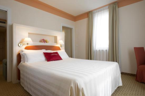 Cora Hotels Leon D'Oro Castell'Arquato Ngoại thất bức ảnh